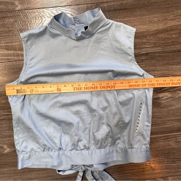 Gap high neck sleeveless baby blue button down back boho with ties. XL - Picture 5 of 6